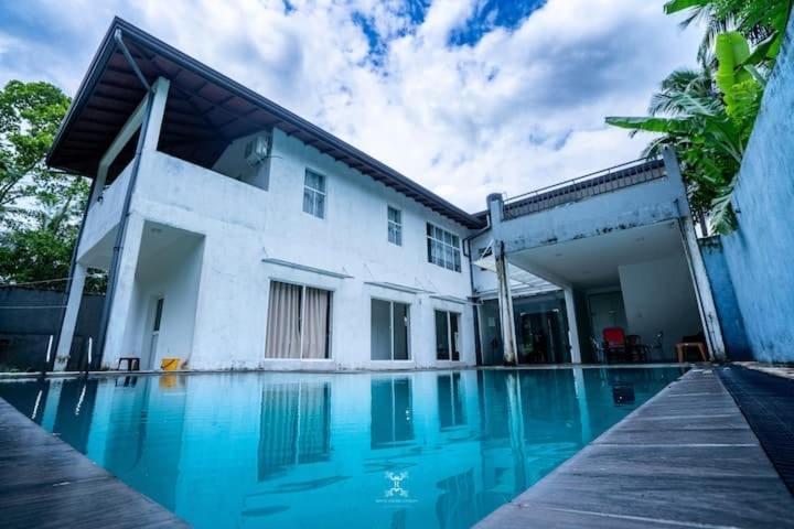 Villa 38 Padukka Kültér fotó
